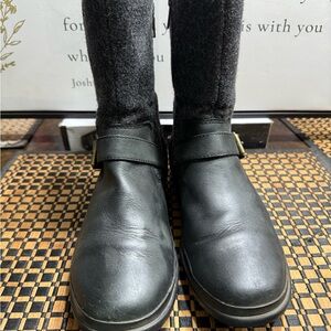 UGG Robbie Stout Winter Boots Women SZ 7.5- Box 12